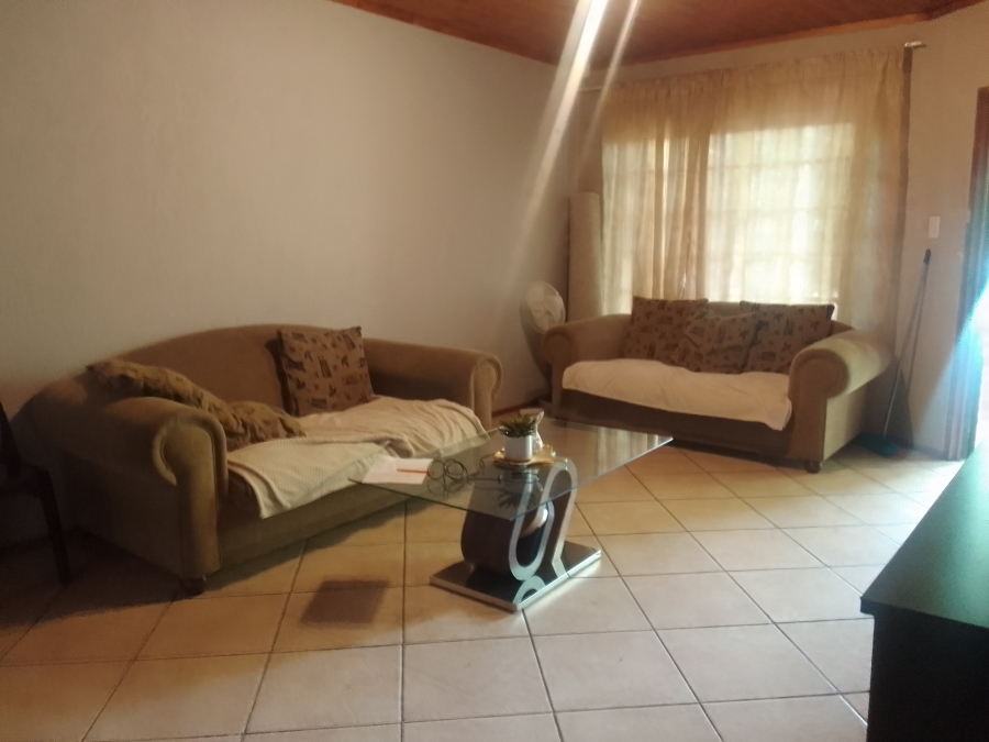 3 Bedroom Property for Sale in Geelhoutpark North West